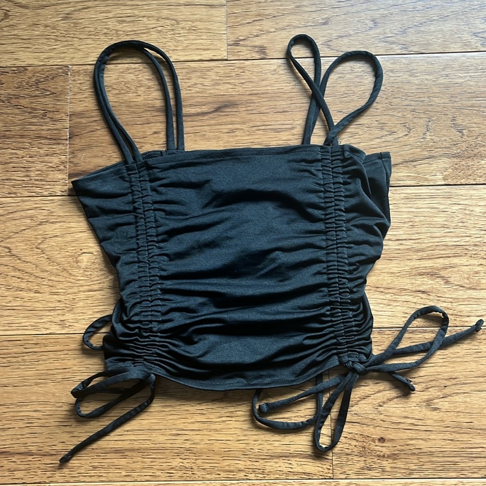 Urban outfitters xs black spaghetti strap crop top bows